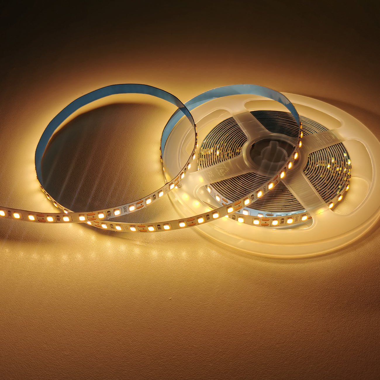 LED traka E-light 2835-60 3000K IP65