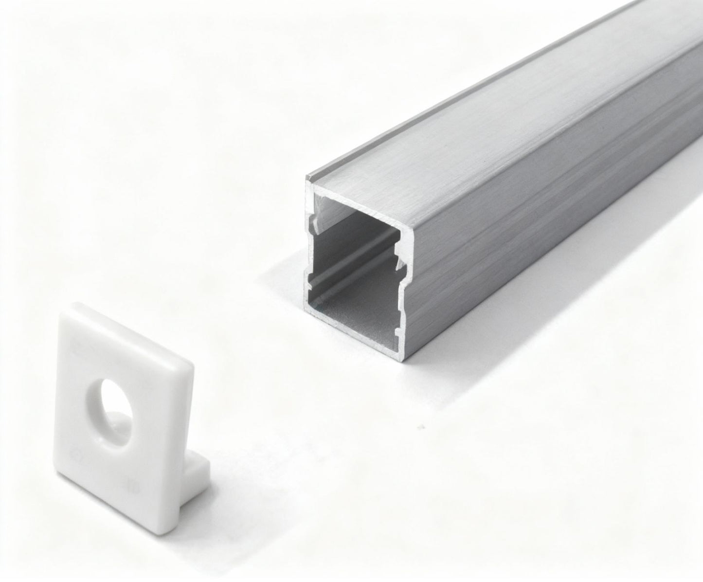 Alu profile 1010M nadgradna - 2M