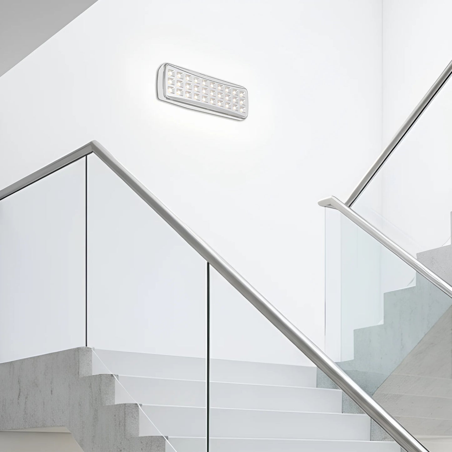 Braytron Bm60 60Led 6500K Bijela Punjiva Svjetiljka