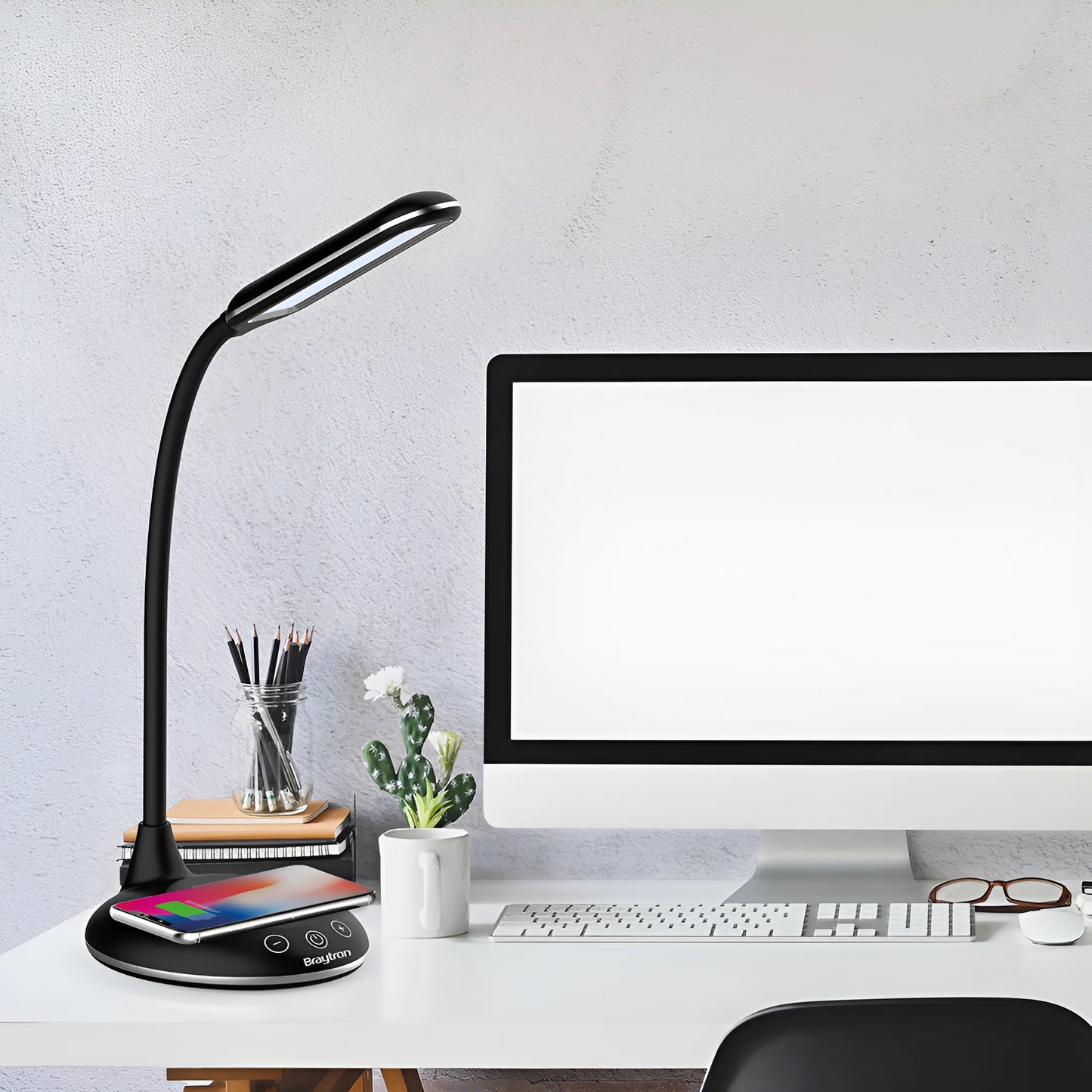 Braytron Lb146 5W Crna Dimabilna Stolna Lampa + Wireless Punjenje