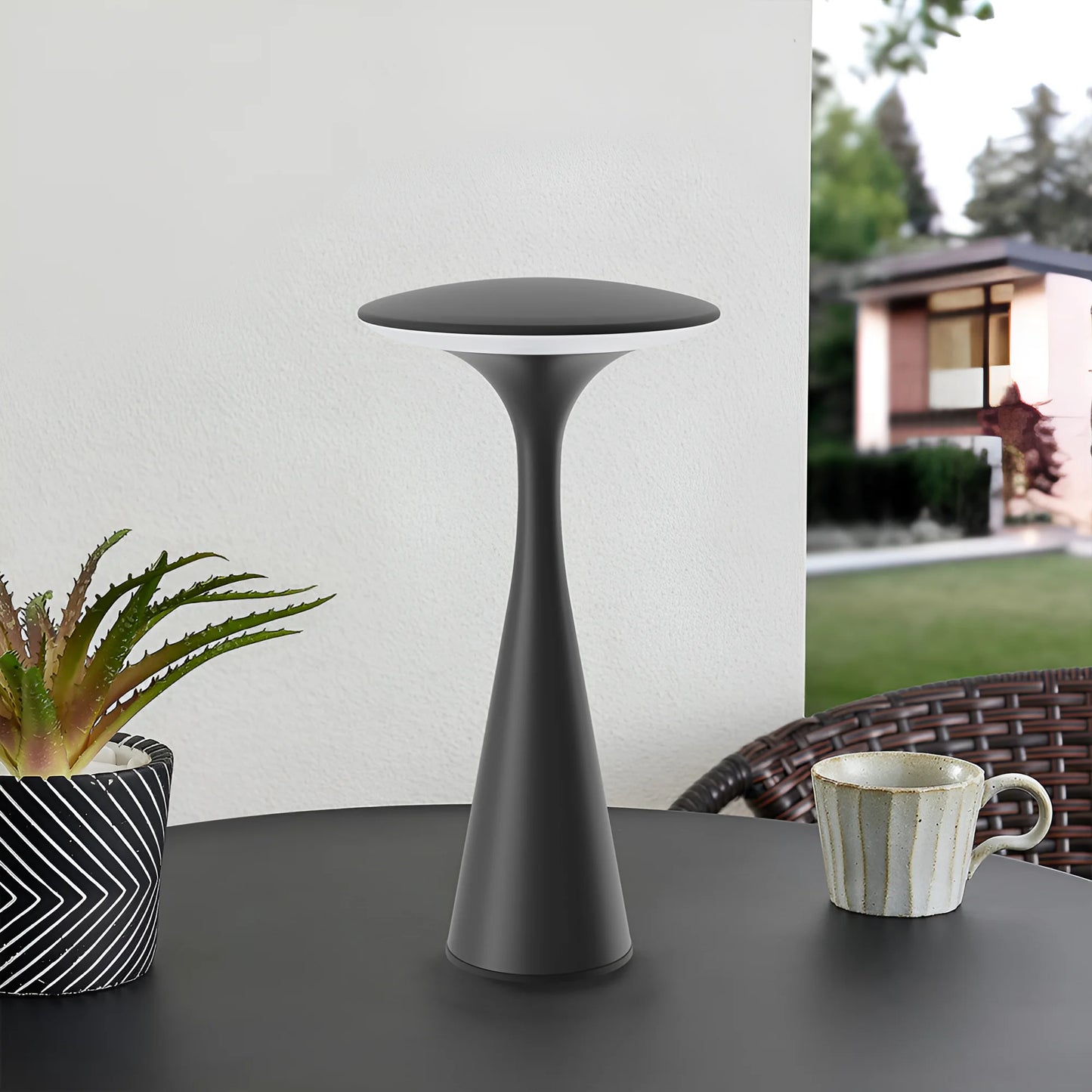 Braytron Tower 2 Crna 3U1 Punjiva Stolna Lampa